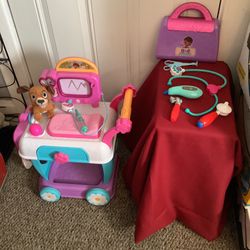 Doc McStuffins Toy Hospital Push Care Cart w/ Lights & Sounds 