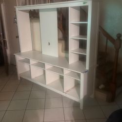 Free Tv Dresser 