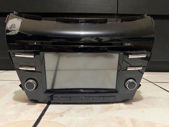 OEM 2015–2018 Nissan Murano Radio/CD Player — 28185-5AA0D