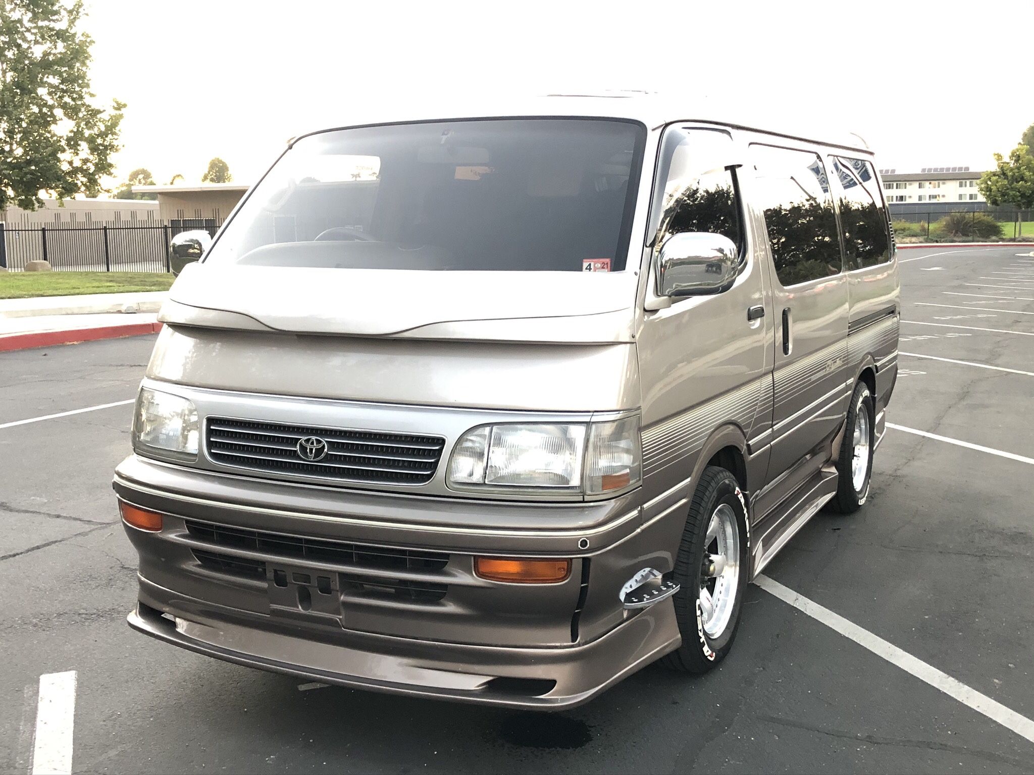 Toyota Hiace Turbo Diesel 4x4 Landcruiser Sienna 4runner Tacoma Hilux Pickup Van