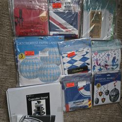 
Party supplies and decorations liquidation. Great for someone to sell at flea market or tag sales
EVERYTHING IS BRAND NEW