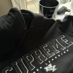 Supreme Hoodie