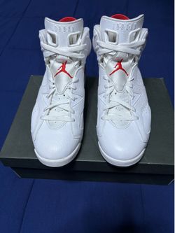 Jordan 6 Retro Red Oreo 2022 Size 10