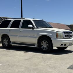 2003 Cadillac Escalade