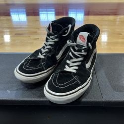 Vintage Vans Sk8 -Hi Pro (Perfectly Worn/Distressed)