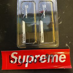 Trident Z RGB DDR4 3200 2x16gb =32Gb Total