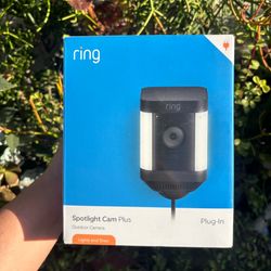 Ring Spotlight Cam Plus, Battery - Smart Security Video Camera (Black) New