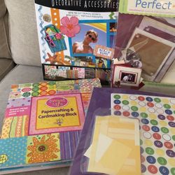 Scrapbook and crafting paper books