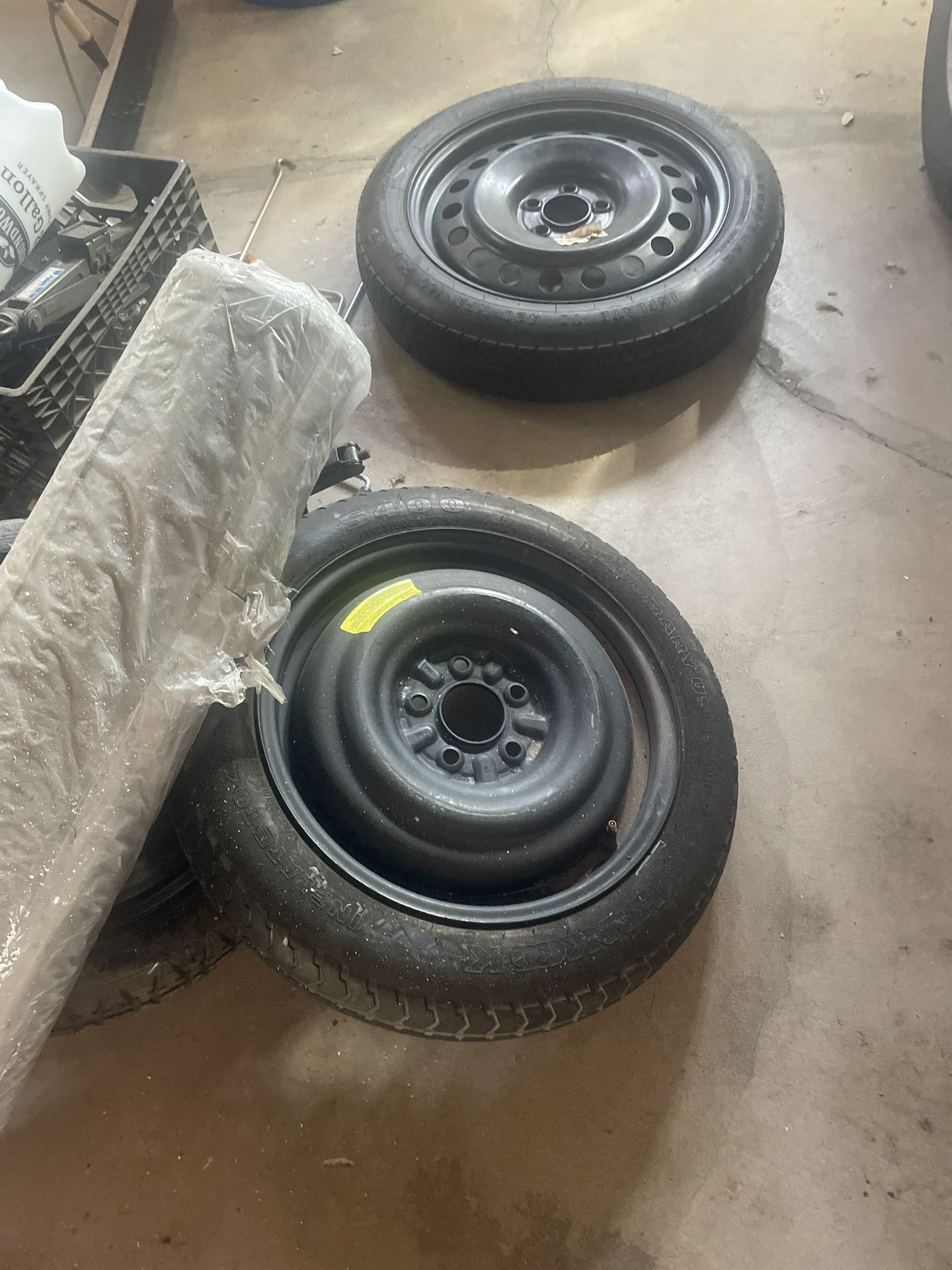 Side By Side Atv  Front Tires To Clear Trailer