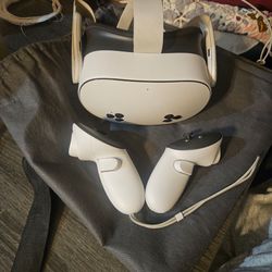 Meta Quest 3S  Virtual Reality Headset (White)
