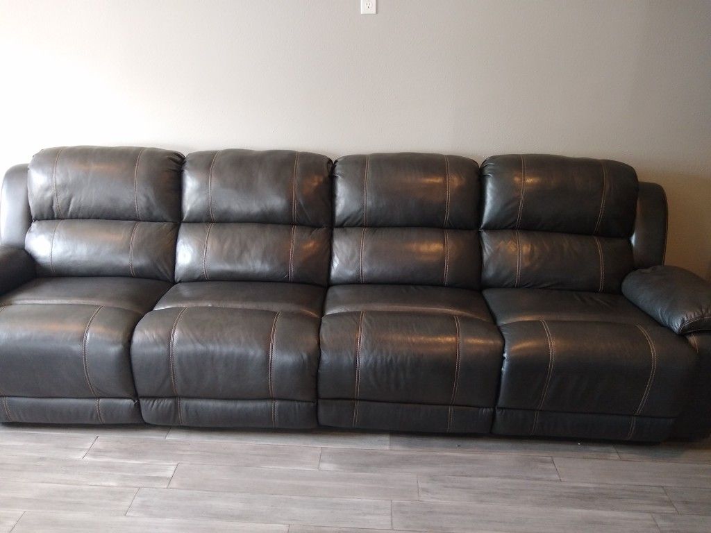 Extra Long Leather Sofa w/ Pushbutton Recliners for Sale in Cypress