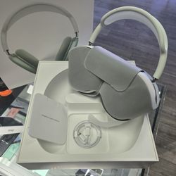 Airpods Max Brand New! Financing Available 👌