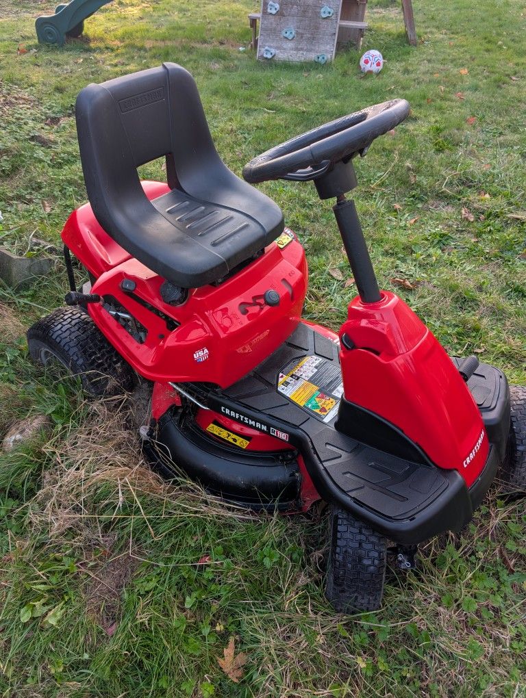 Riding Lawnmower Craftsman 