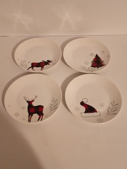 Christmas 4pc Plate Set
