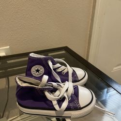 Toddler Chuck Taylor Converse Purple Hightop Size 5