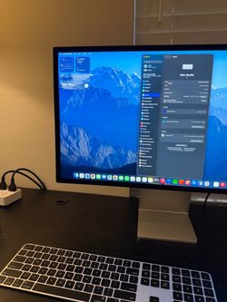 Apple Mac Studio M4 Max + 27” Studio Display 5K + Keyboard, Mouse & Trackpad – Full Set