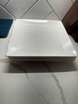 Set of dishes 16 piece- free.
