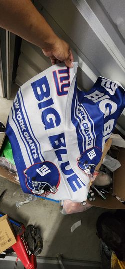 NY GIANTS big blue hand towls