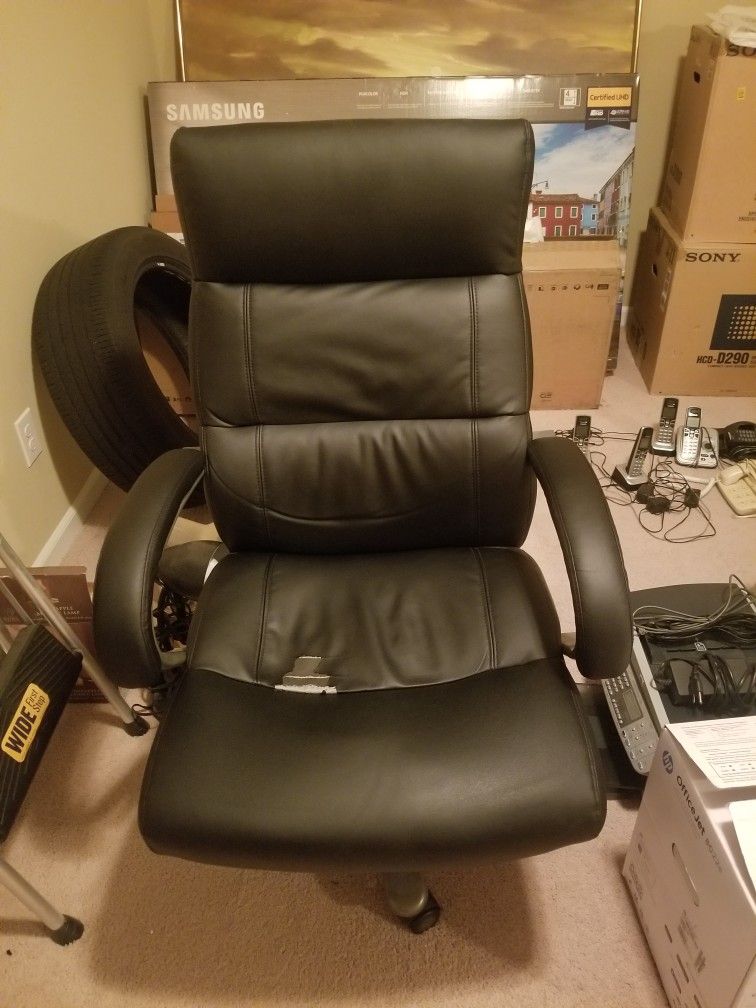 Executive High-Back Office Chair