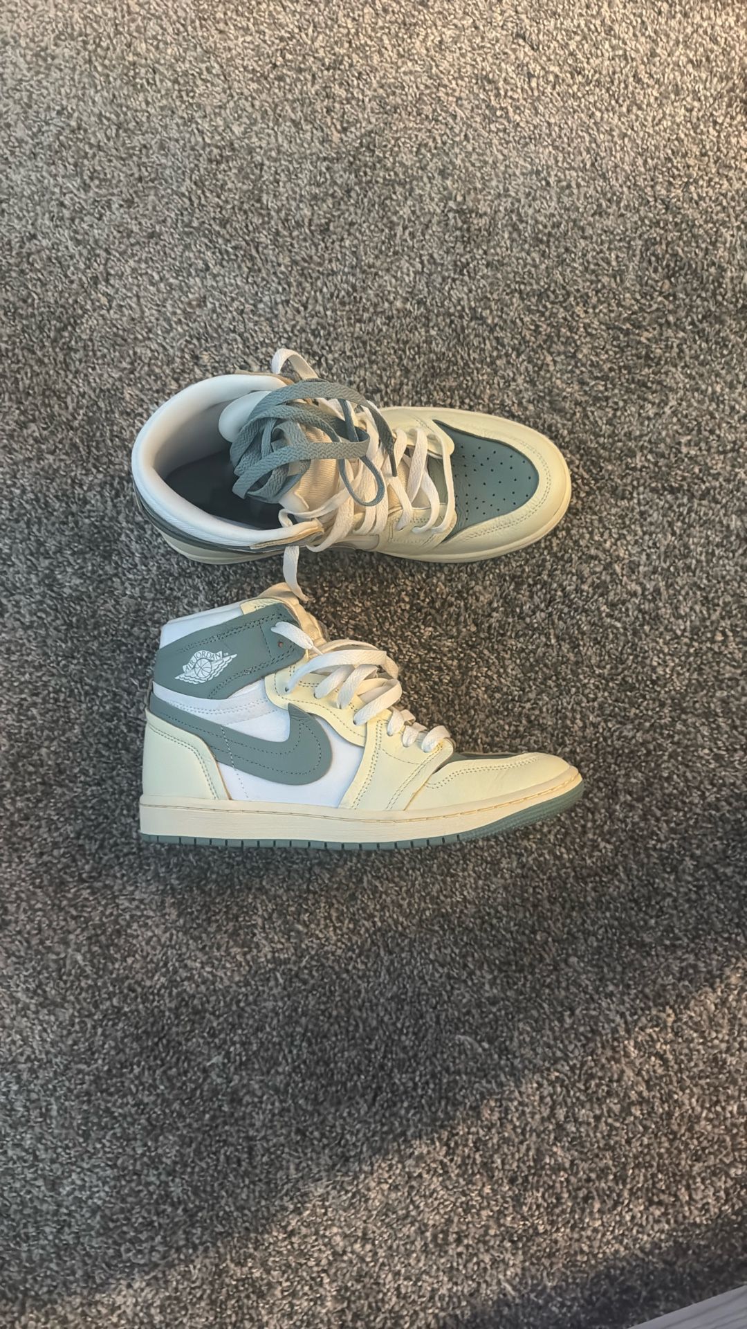 Air Jordan 1 Highs