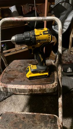 Dealt Drill Gun 20v