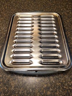 Broiler pan approx 12x16"
