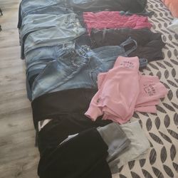 Girl Clothes (size 7)