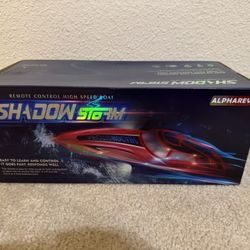 Remote-controlled high-speed boat