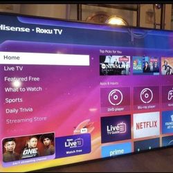 58" Hisiense Roku Smart Tv 4k Great Condition.  Great Quality Pic No Scratch Has No Legs It Was Mounted 
