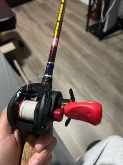 Nice abu garcia bait caster paired up with sams super salt rod