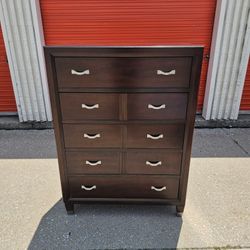 Broyhill Solid Wood 5 Drawer Tallboy Dresser Chest