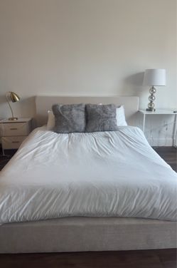 Upholstered Platform Bed Frame