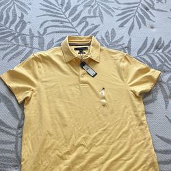 Men’s Tommy Hilfiger Polo Shirt – Medium