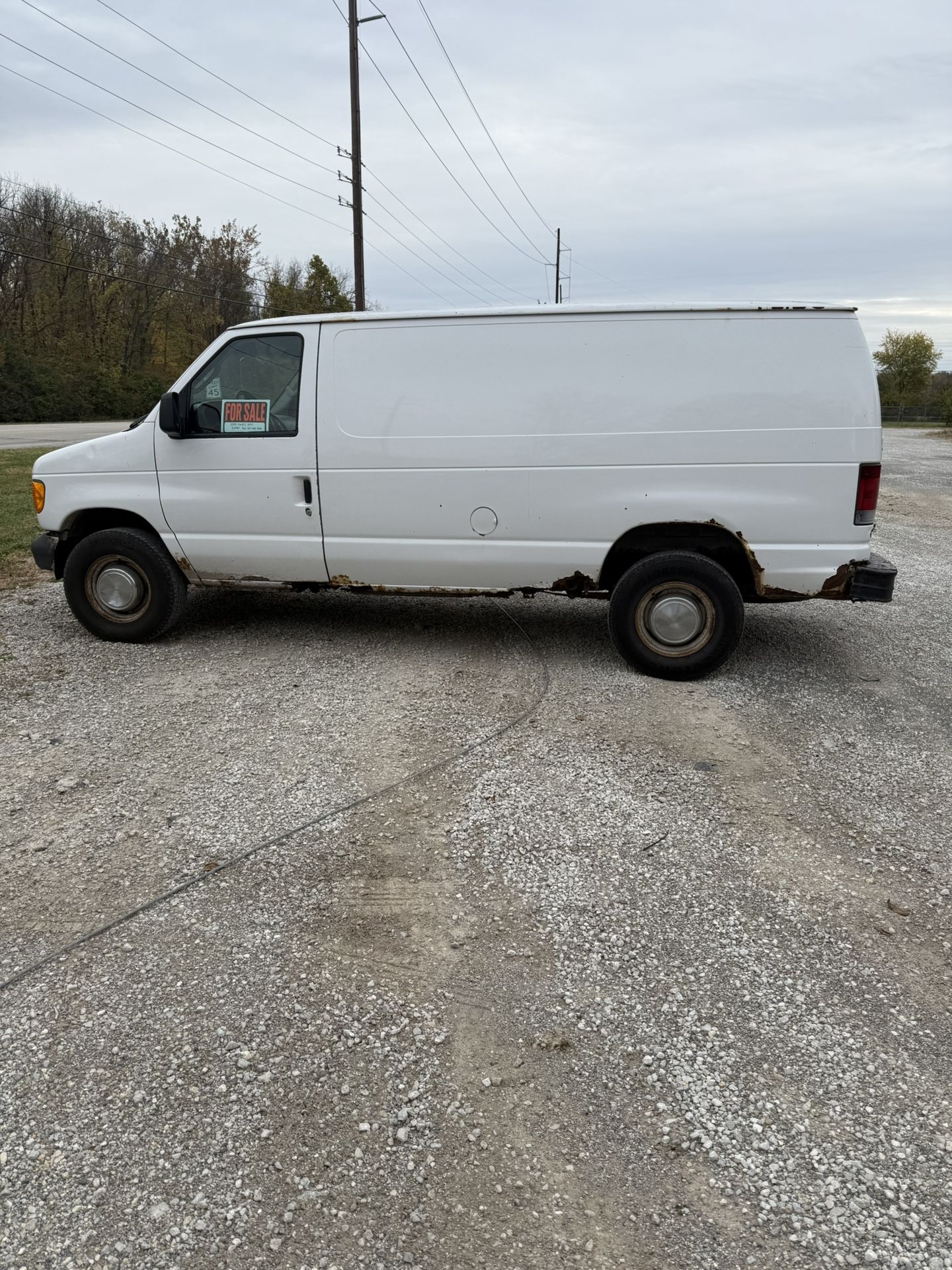 2005 Ford E-250