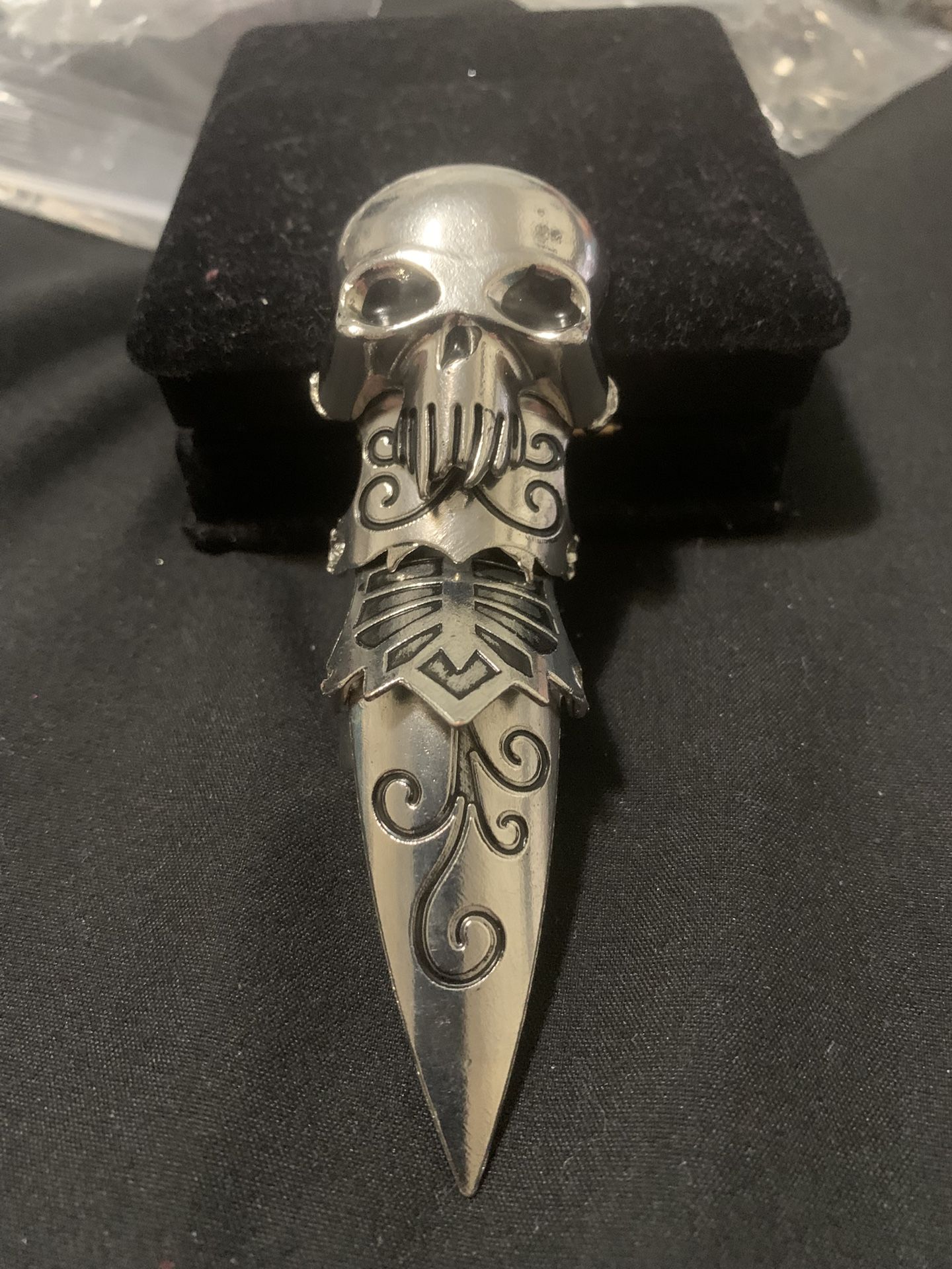 Man Or Woman Skull Ring