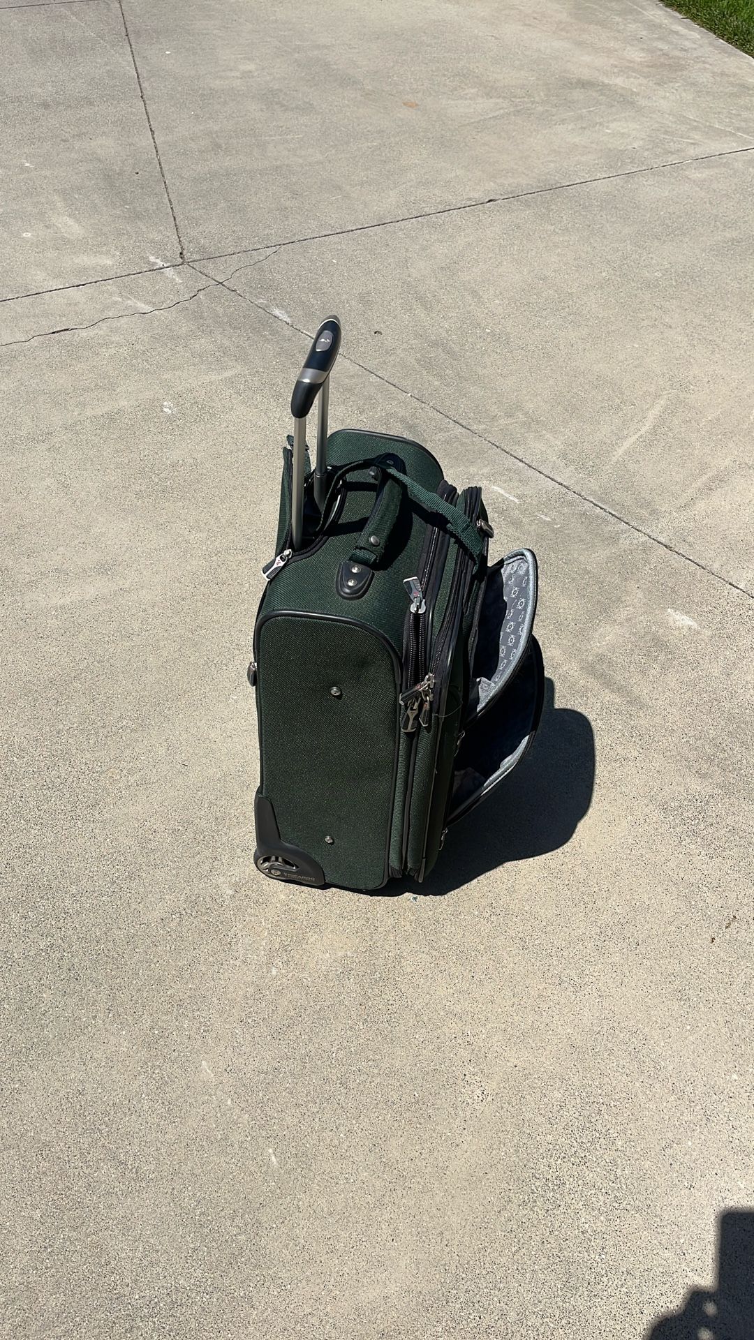 Ricardo “Beverly Hills” Suitcase