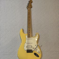  Fender Player Stratocaster HSS Guitar, Maple Fingerboard, Buttercream