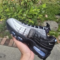 Nike Air Max 85  X  Palace