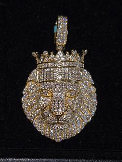 Gold/Silver Fully Iced Out King Lion Head Pendant