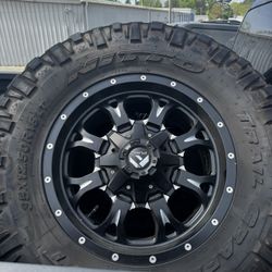 35x12.50r18 Fuel Rims And Tires 