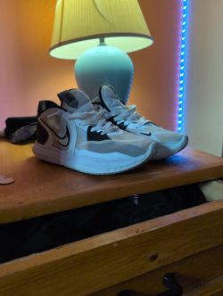 Kyrie Low 5