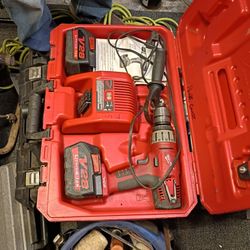 Milwaukee HAMMER DRILL