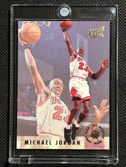 1993-94 Ultra Michael Jordan All Defensive Defense First Team Insert Card #2