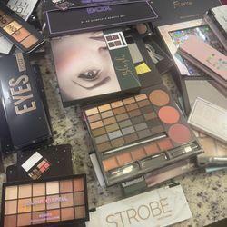 Brand New Makeup Pallets