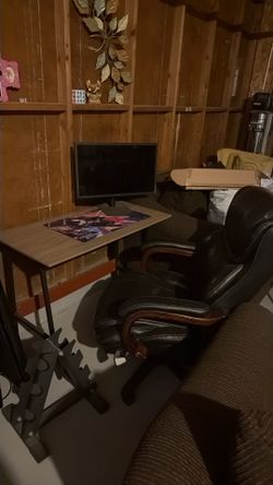 Desk chair monitor