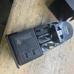 Vintage voltage transformer 1600 watt