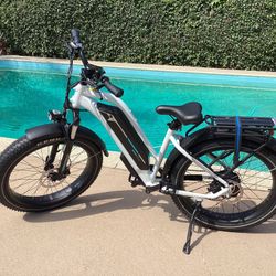 negotiable Adult electric  Bike Cruiser Pro Mid step thru Magicycle  Negotiable