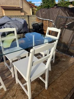 Dining table