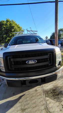 2014 Ford F-150 xl 8 feet bed v6 flex fuel