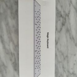 Apple Magic Keyboard Wireless, Silver/White Keys ,MK2A3LL/A